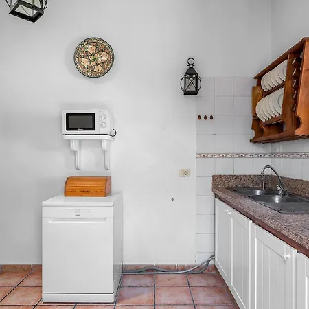 Traditional Canary House Next To The *